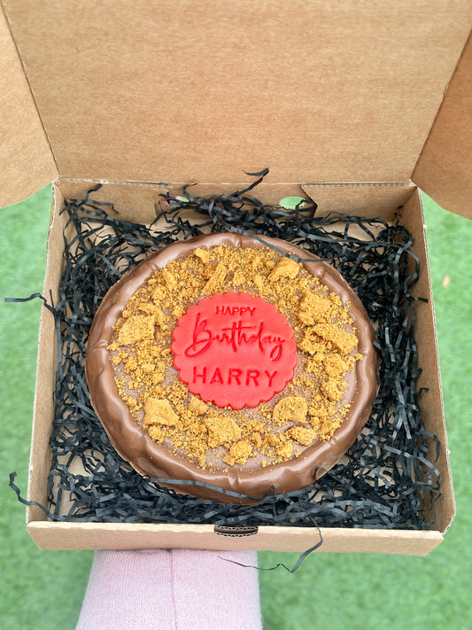 Stuffed Chocolate Pizza