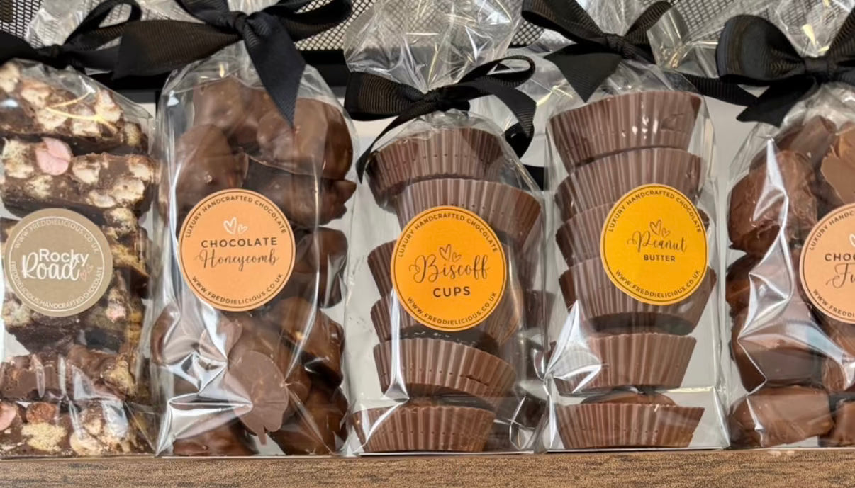GIFTS & TREATS