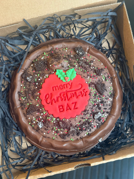 Merry Christmas Stuffed Chocolate Pizza